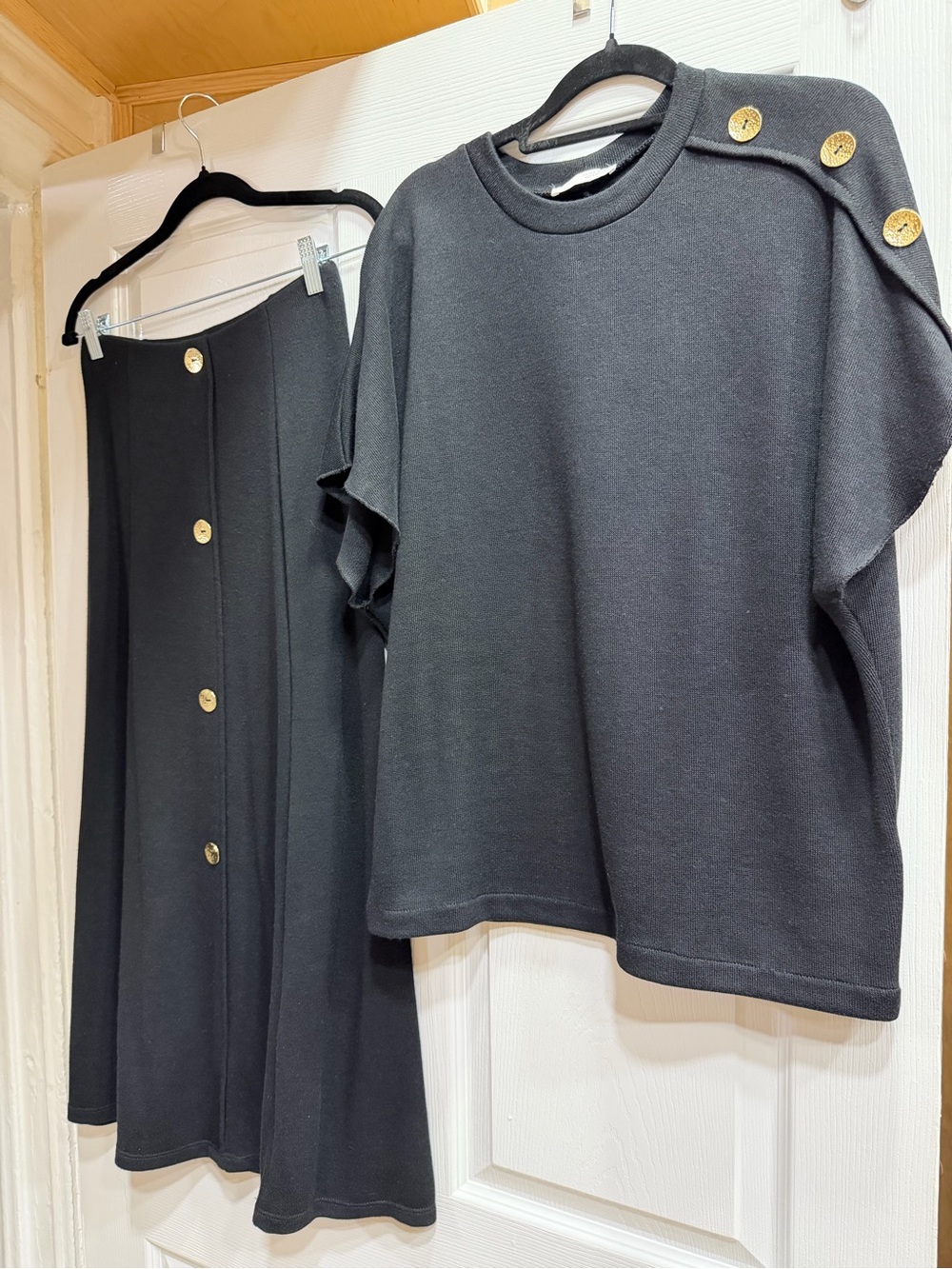 Zara women’s black  Short-Sleeve Knit Top with Gold Button Detail and midi skirt